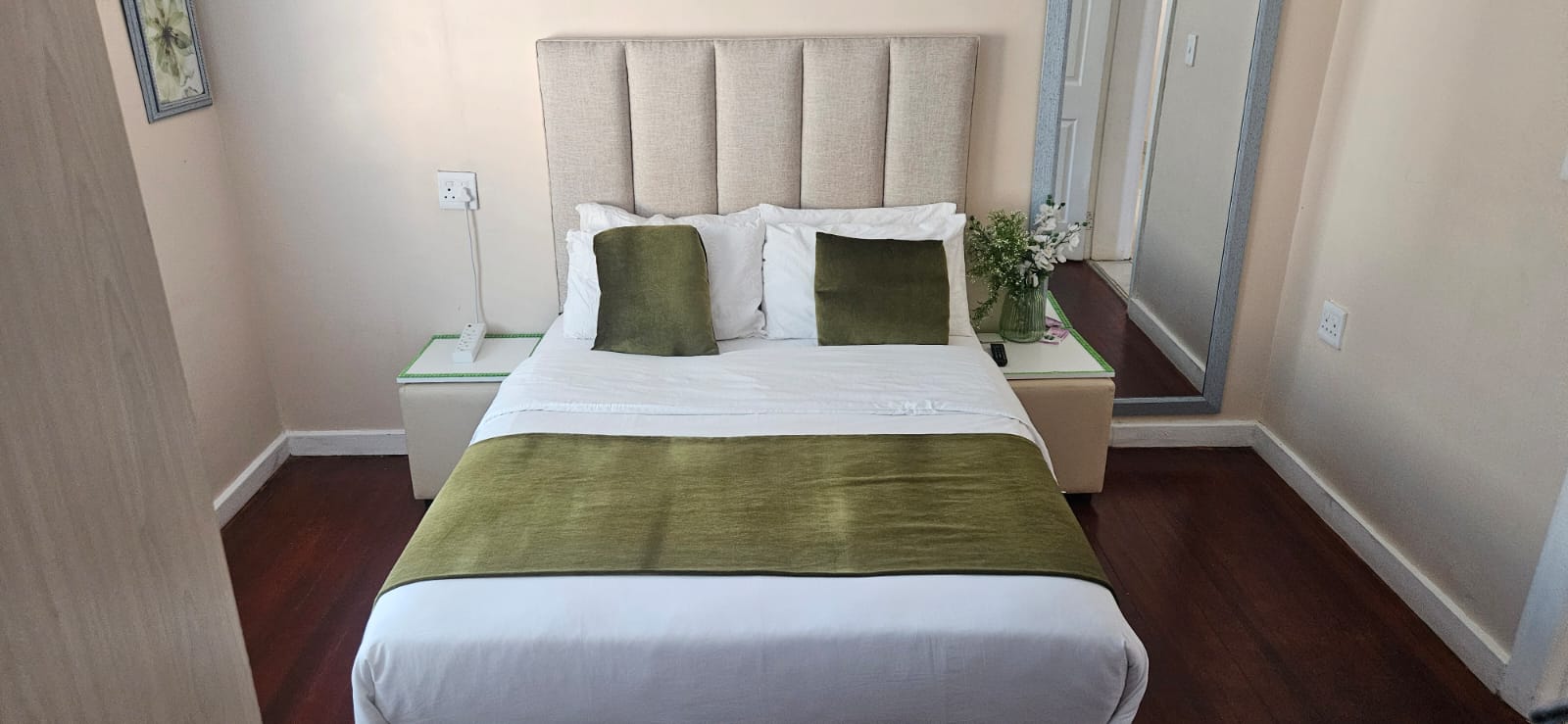 Minak Guest House